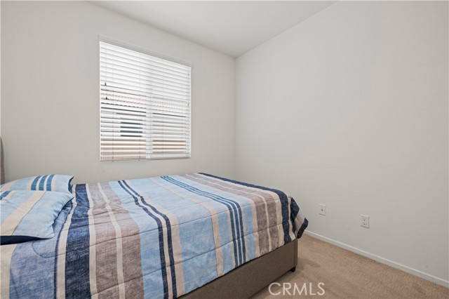 5025 W Avenue J6, Lancaster CA: https://media.crmls.org/medias/89d75f0b-c604-4877-b8f4-570da5b0f69a.jpg