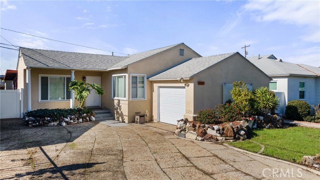 Detail Gallery Image 1 of 38 For 14617 Roxton Ave, Gardena,  CA 90249 - 2 Beds | 1 Baths