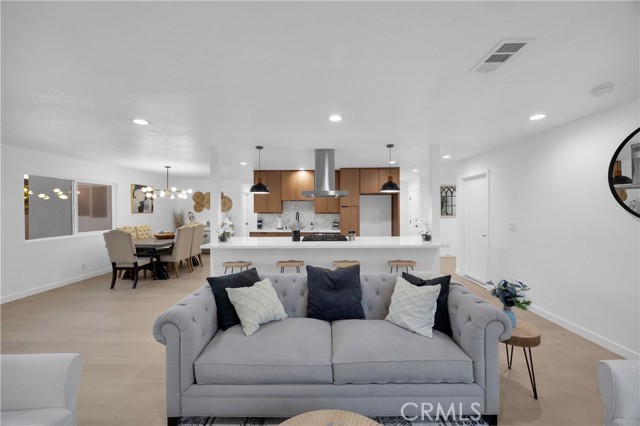 Image 10 of 33 For 10592 Pamela