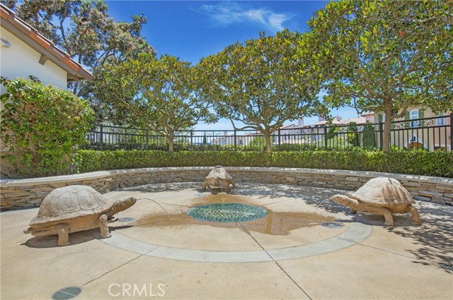 33 Renata, Newport Coast CA: https://media.crmls.org/medias/89d886c7-3a4f-4944-8be6-68342b3ee594.jpg