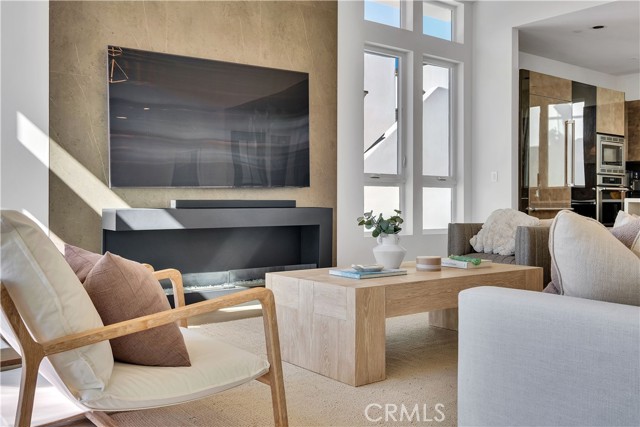 Front Image Thumbnail for CRSB26045933