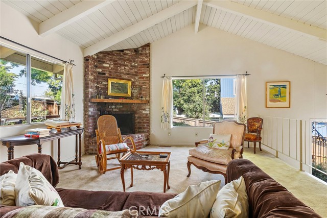 Detail Gallery Image 6 of 32 For 1909 Pineridge, Cambria,  CA 93428 - 2 Beds | 2 Baths