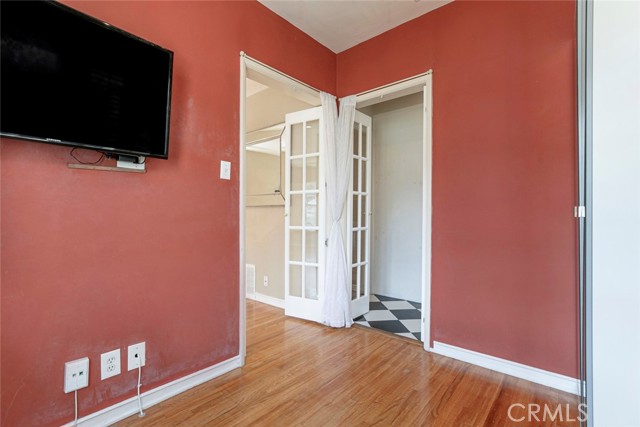 Detail Gallery Image 14 of 37 For 2737 Rustic Ln, Glendale,  CA 91208 - 1 Beds | 1 Baths