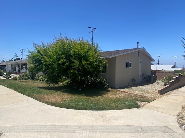 11610 Dodd Street, Yucaipa CA: https://media.crmls.org/medias/89d9d478-f9f6-4621-a015-854bc74a415b.jpg