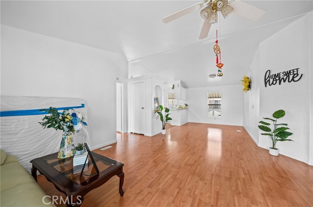 Detail Gallery Image 10 of 22 For 1441 Paso Real Ave #203,  Rowland Heights,  CA 91748 - 4 Beds | 2 Baths