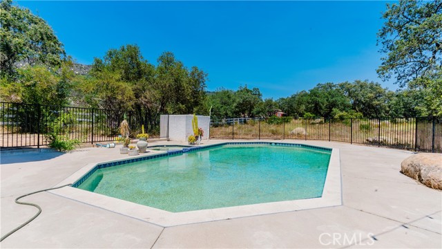 Detail Gallery Image 38 of 45 For 19605 Carancho Road, Temecula,  CA 92590 - 4 Beds | 2/2 Baths