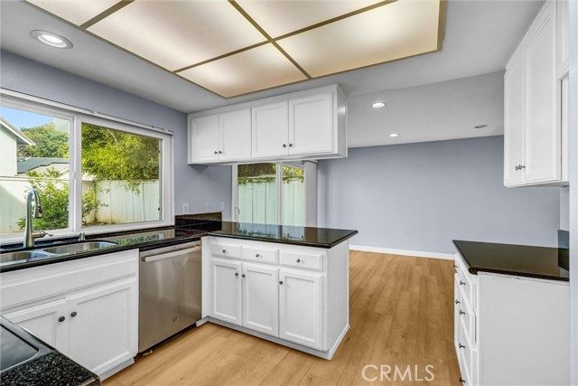 Detail Gallery Image 9 of 36 For 46 Shooting Star, Irvine,  CA 92604 - 4 Beds | 2/1 Baths