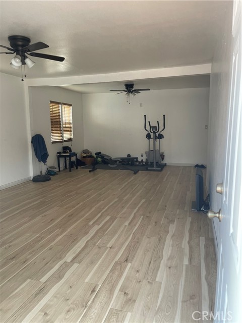 Detail Gallery Image 4 of 16 For 1724 E 10th St, Long Beach,  CA 90813 - 2 Beds | 1 Baths