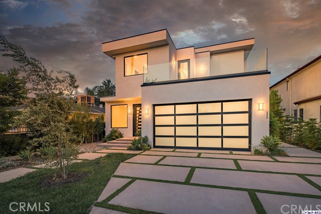 4 Bed Home for Sale in Los Angeles, California