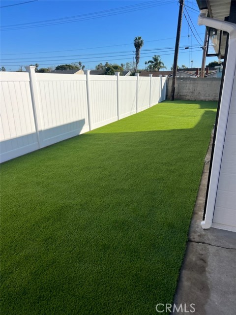 Detail Gallery Image 26 of 27 For 17452 Jefferson, Huntington Beach,  CA 92647 - 4 Beds | 2 Baths