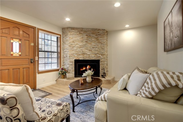 Front Image Thumbnail for CRPW25274832