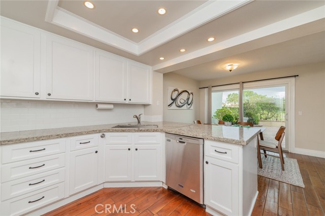 Detail Gallery Image 11 of 37 For 15 Baristo, Irvine,  CA 92612 - 2 Beds | 2/1 Baths