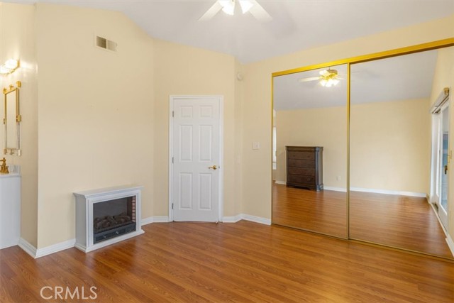 25912 Densmore Drive, Lake Forest CA: https://media.crmls.org/medias/89de57a7-4e24-4766-b90e-6155eb639eb0.jpg