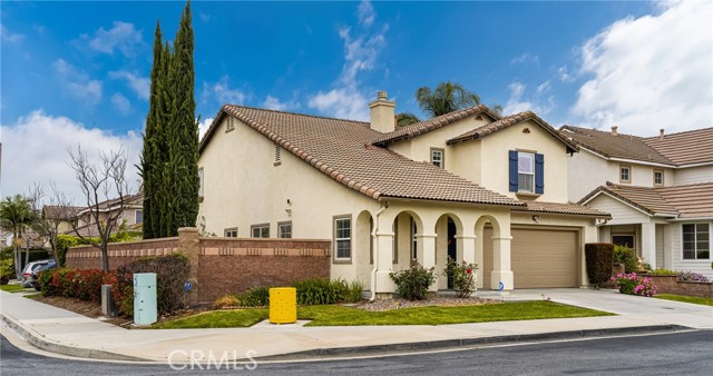 Detail Gallery Image 3 of 41 For 15760 Danbury Way, Chino Hills,  CA 91709 - 4 Beds | 3 Baths