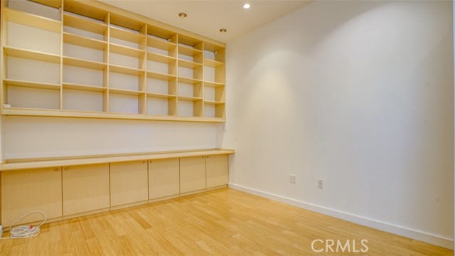 Detail Gallery Image 38 of 55 For 4705 Whitsett #106,  Studio City,  CA 91604 - 2 Beds | 2 Baths