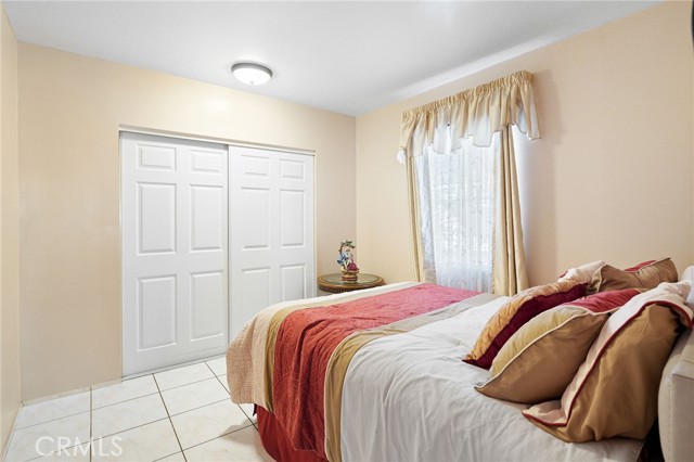 Detail Gallery Image 15 of 36 For 6133 Orchard Ave, Huntington Park,  CA 90255 - 4 Beds | 3 Baths