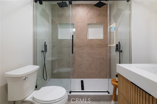 10217 Lemona Avenue, Mission Hills (San Fernando) CA: https://media.crmls.org/medias/89e0a6ed-bb94-4851-9e0e-ac69781af4d6.jpg