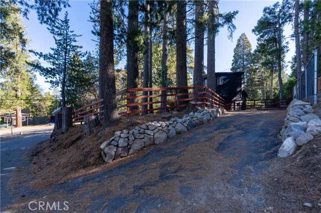 Detail Gallery Image 41 of 46 For 610 Clubhouse, Twin Peaks,  CA 92391 - 2 Beds | 2 Baths