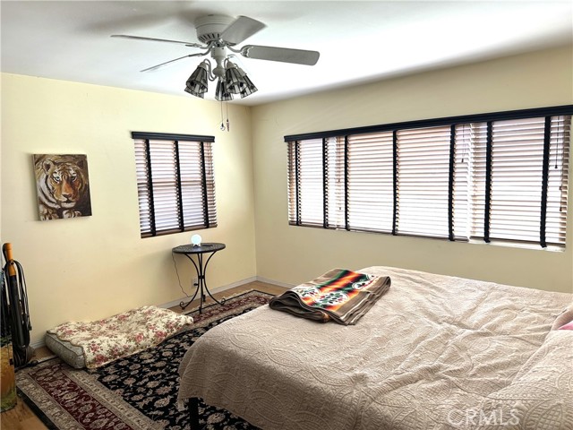 Detail Gallery Image 12 of 18 For 6846 Oak Ave, San Gabriel,  CA 91775 - 4 Beds | 2/1 Baths