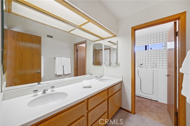 Detail Gallery Image 37 of 75 For 30181 Swan Point, Canyon Lake,  CA 92587 - 4 Beds | 3/1 Baths