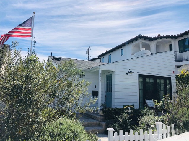 528 23rd Street, Manhattan Beach, California 90266, 3 Bedrooms Bedrooms, ,3 BathroomsBathrooms,Residential,Sold,23rd,SB22051044