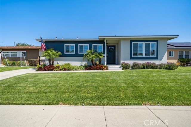Detail Gallery Image 1 of 1 For 6323 Wolfe St, Lakewood,  CA 90713 - 3 Beds | 2 Baths