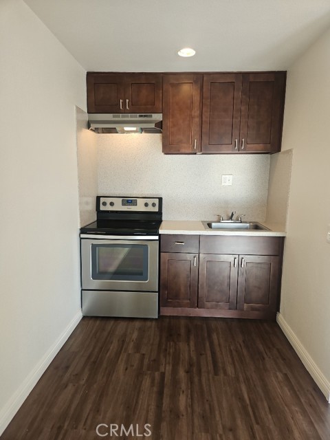 Image 1 of 5 For 3855 Stobbs  6