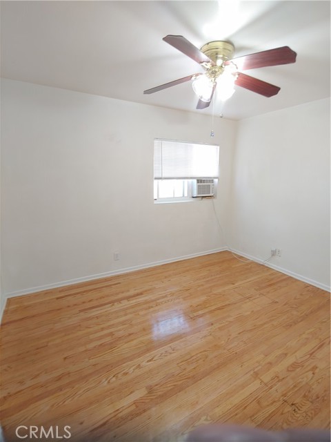 Detail Gallery Image 4 of 8 For 712 E Yale, Ontario,  CA 91764 - 3 Beds | 2 Baths