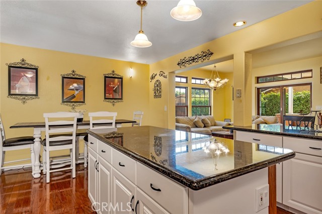 Detail Gallery Image 3 of 20 For 2601 Surrey, Modesto,  CA 95355 - 4 Beds | 4 Baths