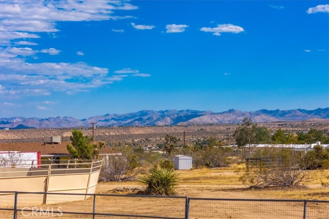 Detail Gallery Image 57 of 74 For 1090 Jemez Trl, Yucca Valley,  CA 92284 - 2 Beds | 2 Baths