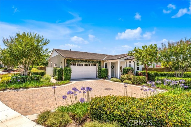 11 Risa Street, Rancho Mission Viejo CA: https://media.crmls.org/medias/89e57cb3-68ba-4ed4-a459-deb2a4f5e0b9.jpg