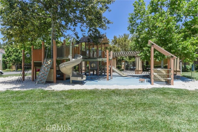 27 Maycrest, Irvine CA: https://media.crmls.org/medias/89e6245c-5926-4d3e-a200-580e087b0822.jpg