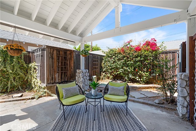 Detail Gallery Image 24 of 26 For 105 Grand Ave #D,  Monrovia,  CA 91016 - 3 Beds | 2/1 Baths