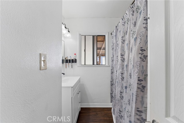 Detail Gallery Image 13 of 27 For 1701 W 136th, Compton,  CA 90222 - 3 Beds | 1 Baths