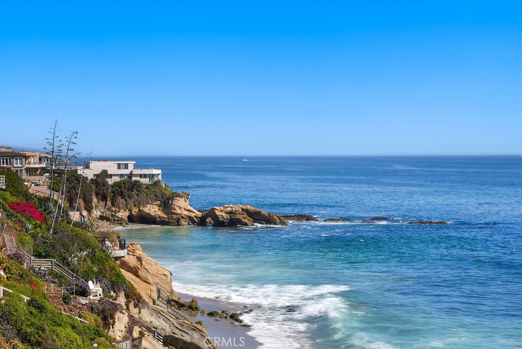 89e7dd08 A4c1 430d A94e C494c8722a24