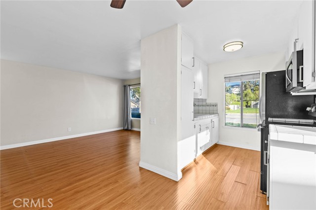 Detail Gallery Image 9 of 23 For 1352 E Fairgrove, West Covina,  CA 91792 - 2 Beds | 1 Baths