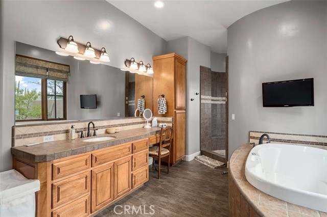 Detail Gallery Image 26 of 75 For 41822 Calle Bandido, Murrieta,  CA 92562 - 6 Beds | 4 Baths