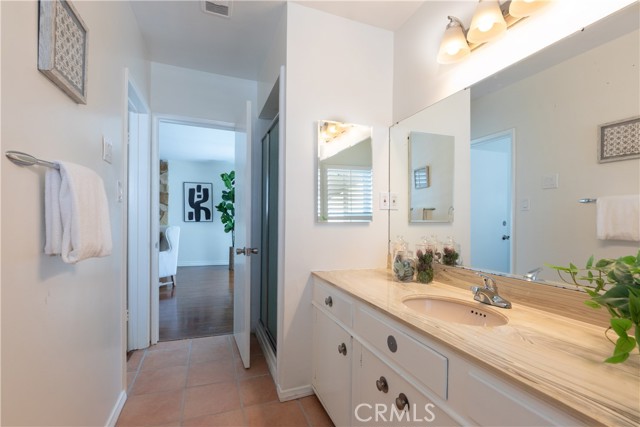 Detail Gallery Image 30 of 50 For 6119 Blackthorne Ave, Lakewood,  CA 90712 - 3 Beds | 2 Baths