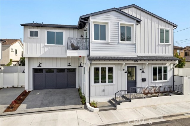 2606 MacKay Lane, Redondo Beach, California 90278, 5 Bedrooms Bedrooms, ,4 BathroomsBathrooms,Residential,Sold,MacKay,SB23014119