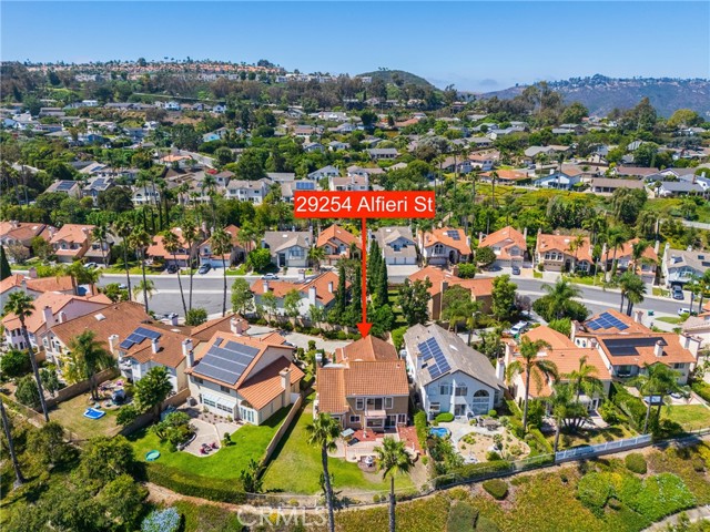 29254 Alfieri Street, Laguna Niguel CA: https://media.crmls.org/medias/89e957ab-88fc-4282-a731-cefab6fee055.jpg