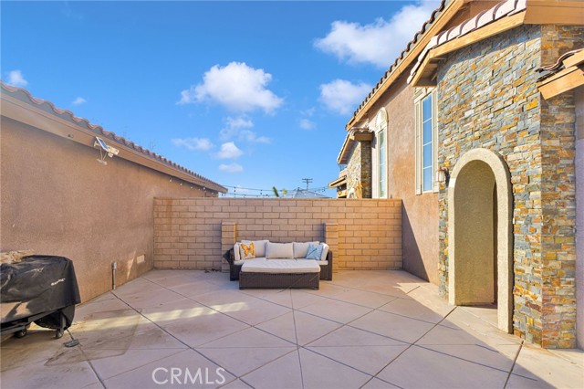 Detail Gallery Image 3 of 45 For 14193 Jicarilla Rd #302,  Apple Valley,  CA 92307 - 3 Beds | 3 Baths