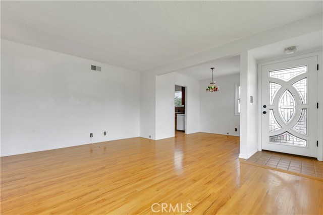 3242 Heglis Avenue, Rosemead CA: https://media.crmls.org/medias/89e9972e-aacc-4272-9460-b2c2b61e1069.jpg