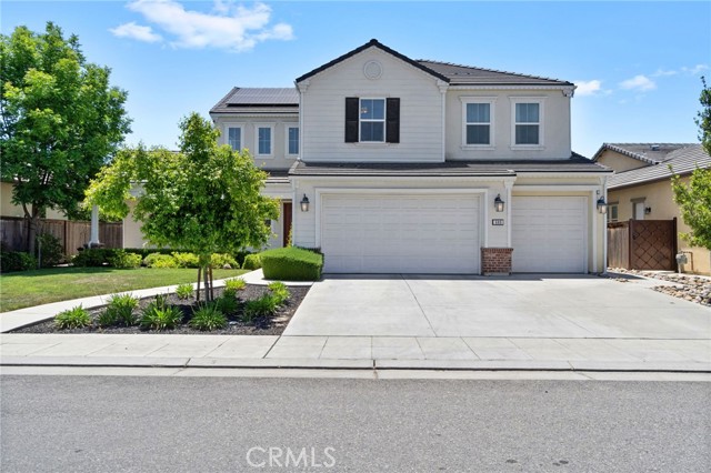 Detail Gallery Image 2 of 49 For 680 S Meridian Ave, Madera,  CA 93636 - 4 Beds | 3/1 Baths