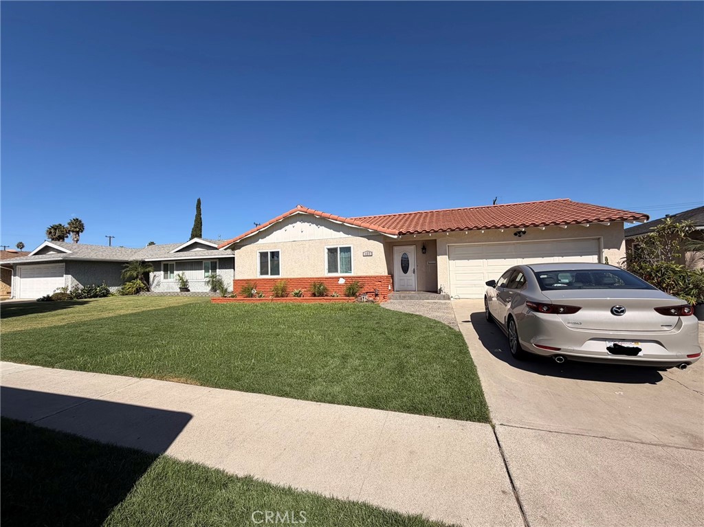 127 W Cliffwood Avenue