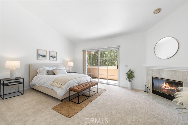 7 Greenmeadow Drive, Newbury Park CA: https://media.crmls.org/medias/89ea8d7d-0a8c-4fa1-93a0-554adffabcca.jpg