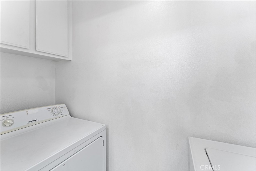 https://media.crmls.org/medias/89ead911-6eb5-4aa3-a257-4eaf66b00cf0.jpg?preset=X-Large