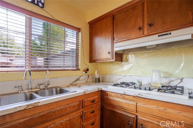 Detail Gallery Image 12 of 39 For 13197 Cutler Pl, Sylmar,  CA 91342 - 4 Beds | 2 Baths