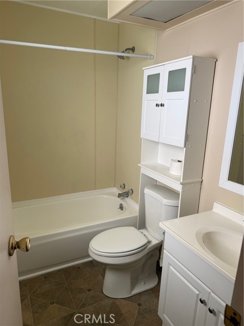 Detail Gallery Image 13 of 14 For 1083 via Del Mesa, Hemet,  CA 92543 - 2 Beds | 2 Baths