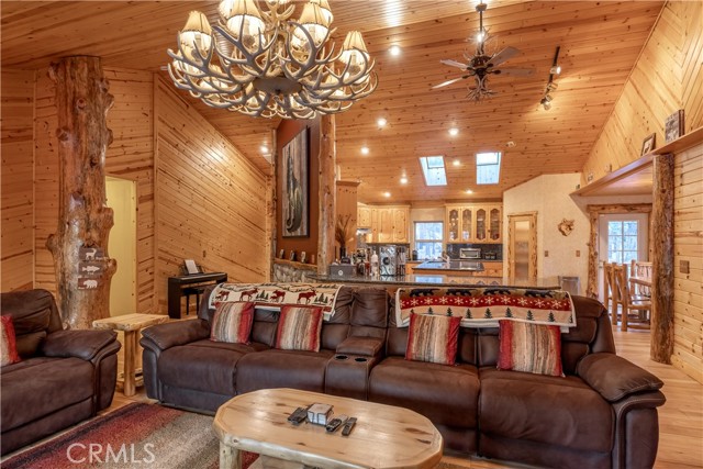 Image 6 of 50 For 1901 State Court