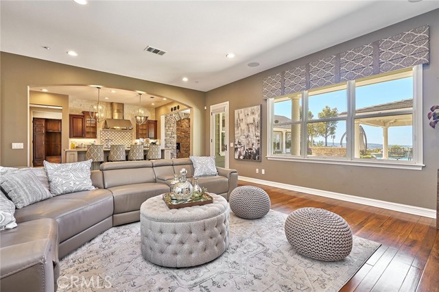 Detail Gallery Image 20 of 74 For 19072 Green Oaks Rd, Yorba Linda,  CA 92886 - 6 Beds | 7/1 Baths
